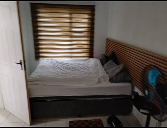 3 BEDROOM FREEHOLD FOR SALE IN OOS EINDE